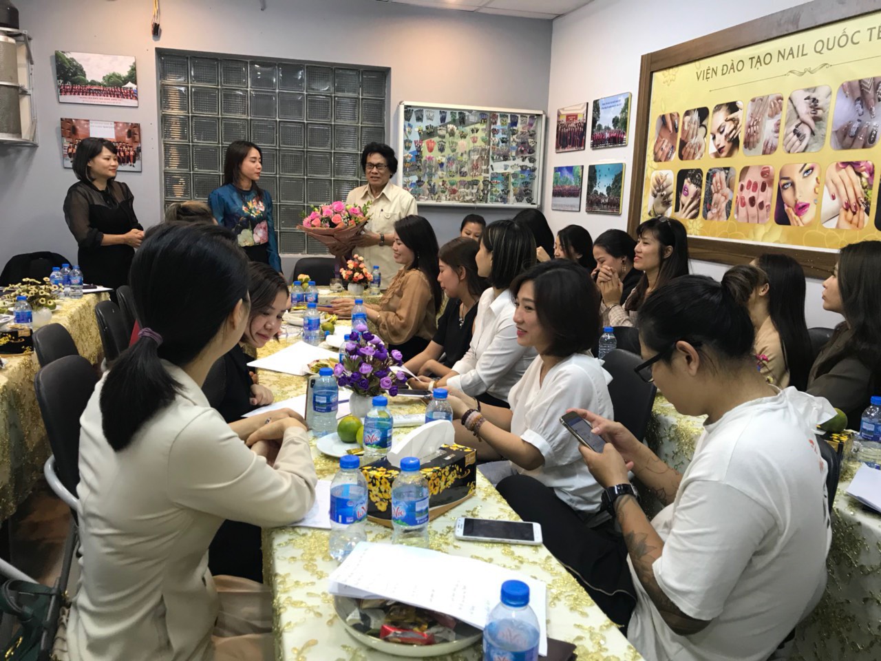  Viện nghiên cứu và đào tạo ngành làm đẹp Việt Nam